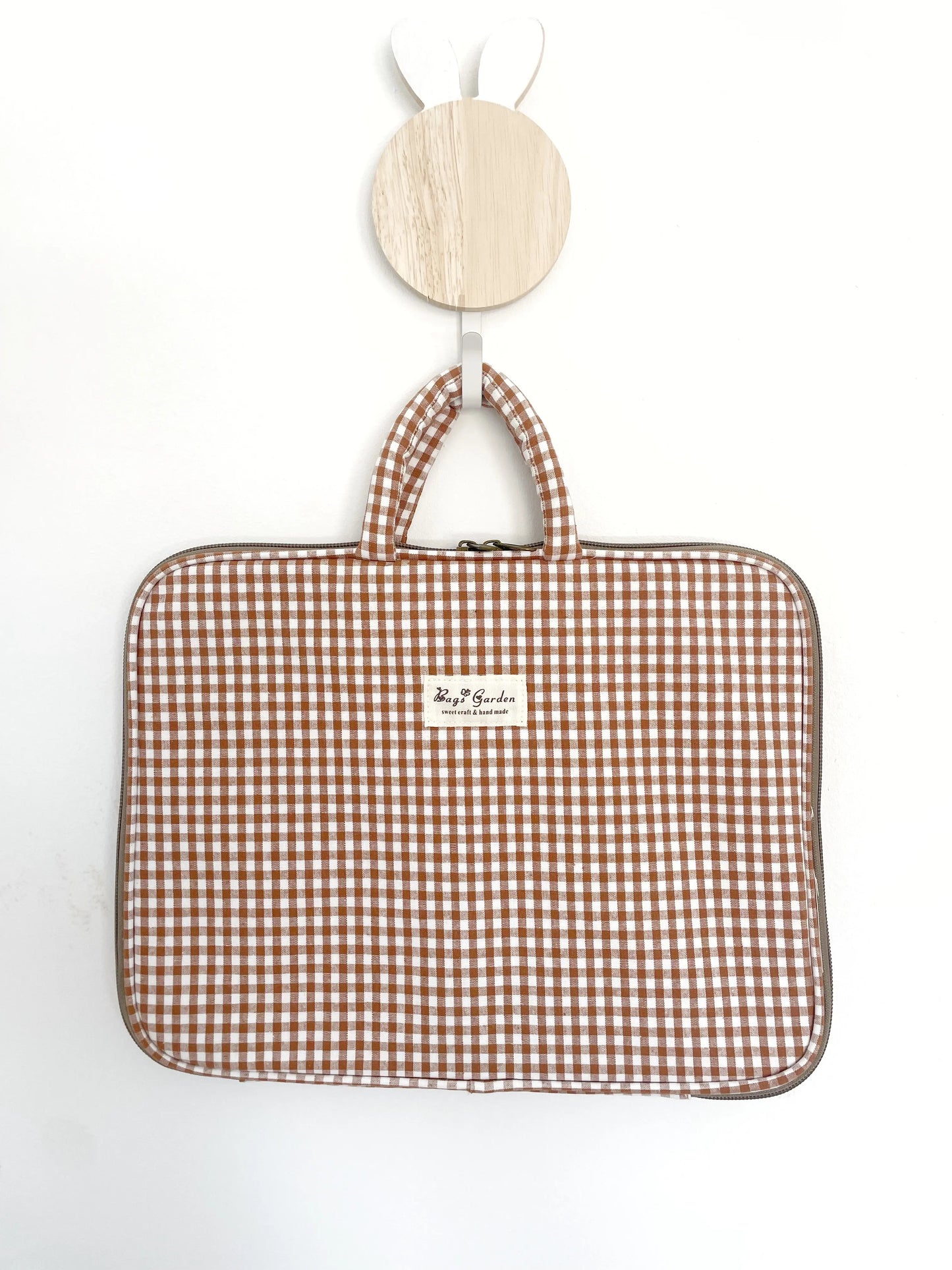 BOLSA FUNDA PORTATIL LISBOA-Joyería de calidad en acero y resistente al agua ESENZIA