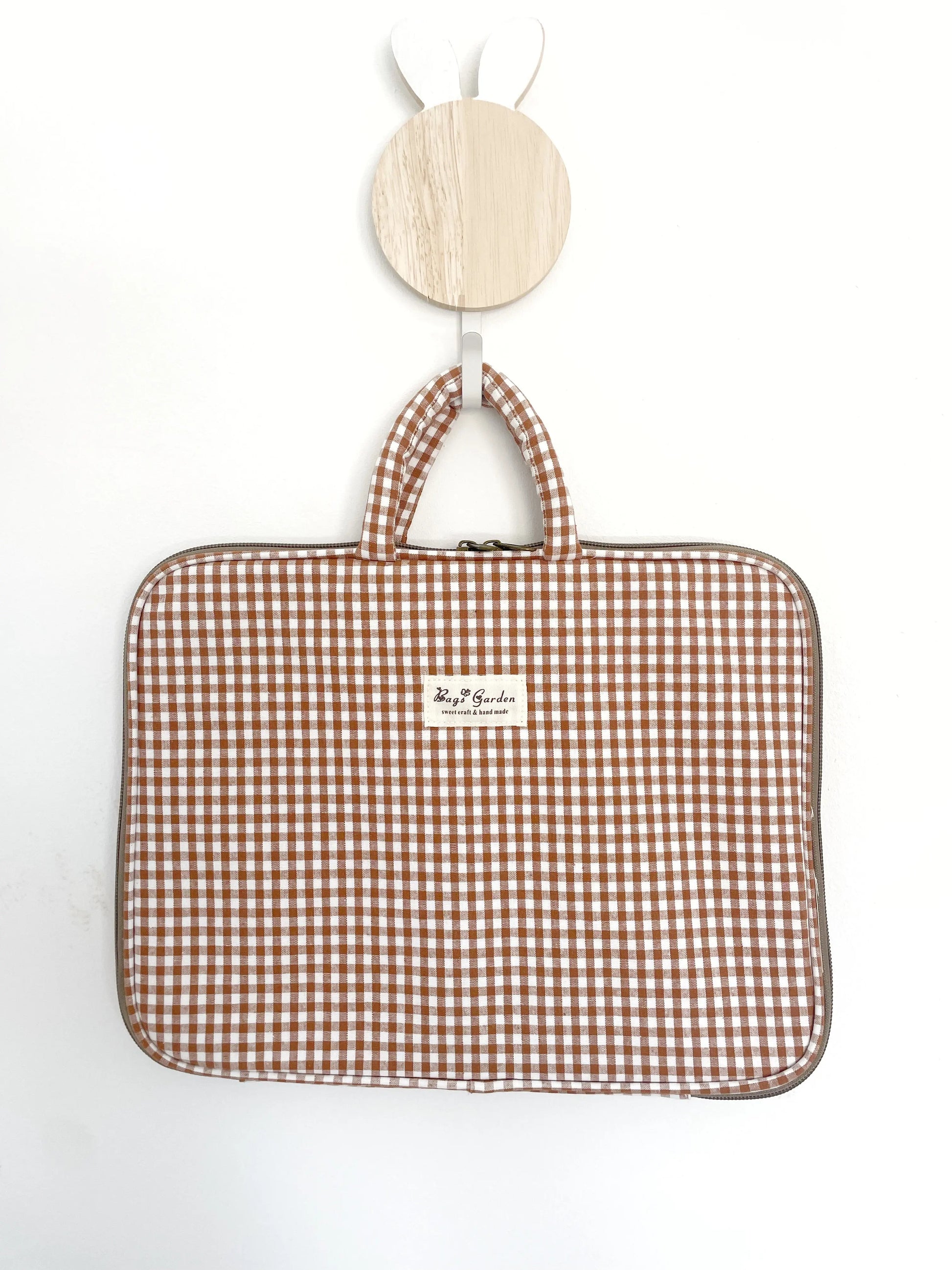BOLSA FUNDA PORTATIL LISBOA-Joyería de calidad en acero y resistente al agua ESENZIA