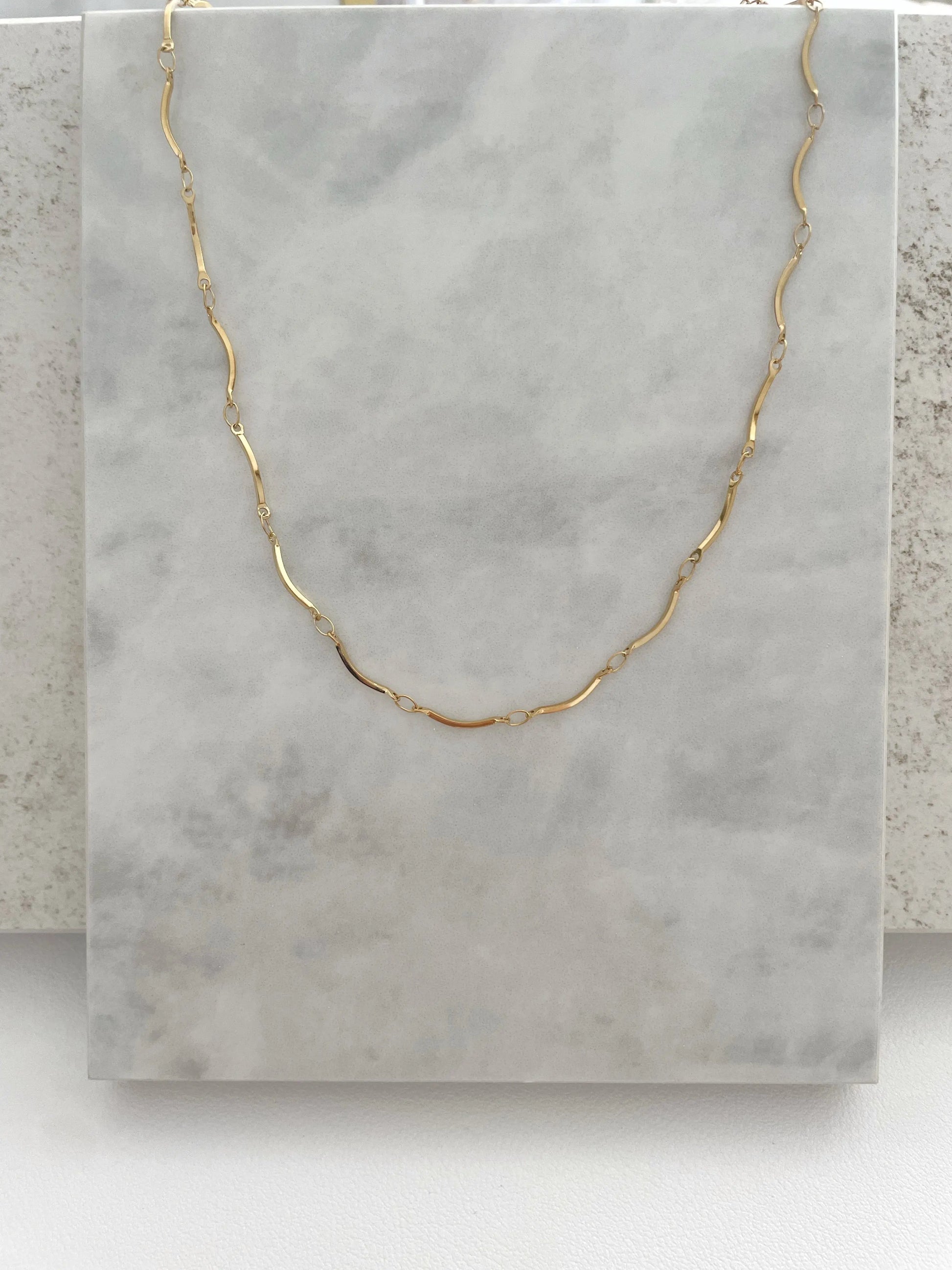 CADENA BONITA POR DENTRO-Joyería de calidad en acero y resistente al agua ESENZIA