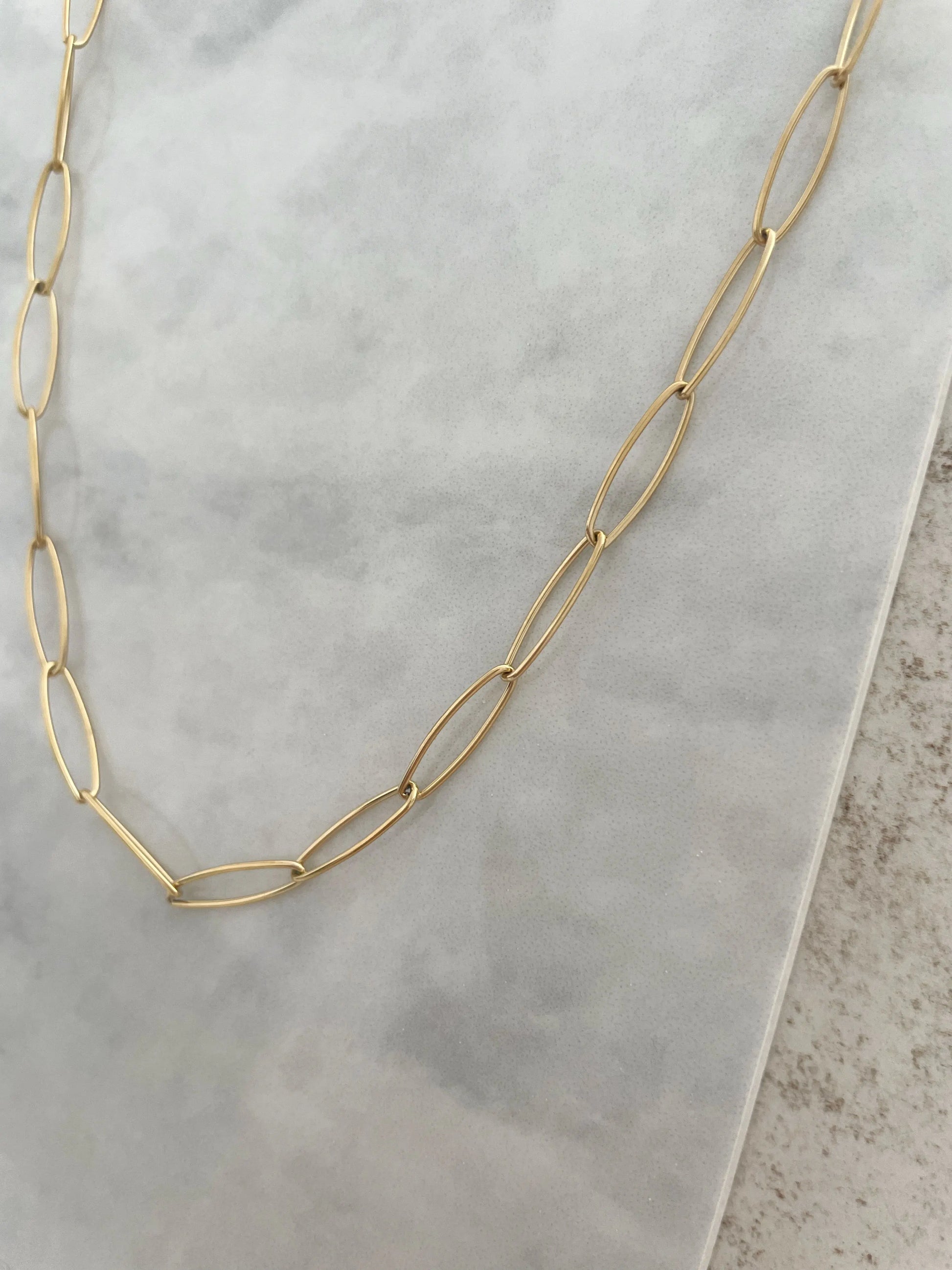 CADENA ESLABON OVALADO-Joyería de calidad en acero y resistente al agua ESENZIA
