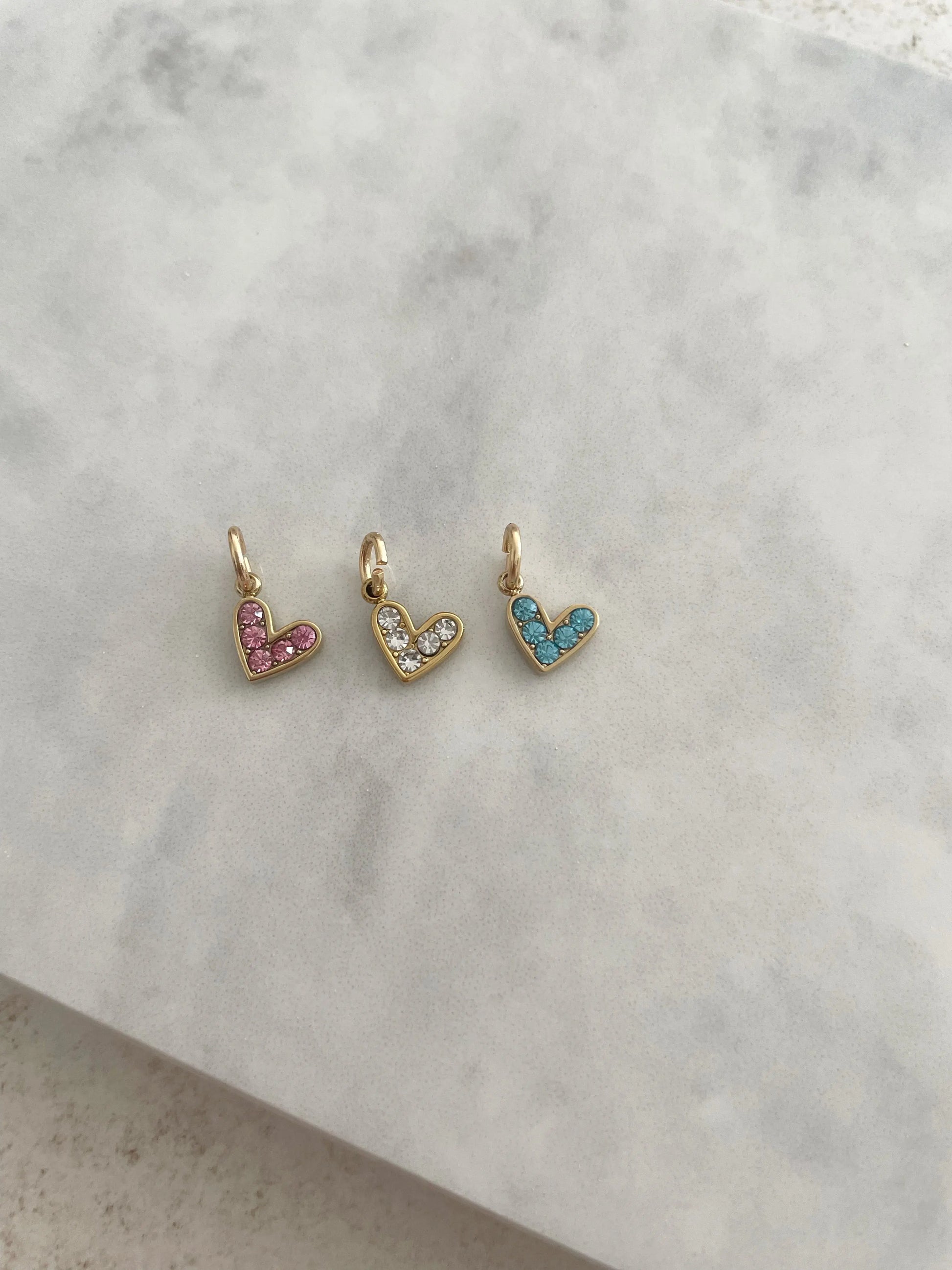 CHARM CORAZONES CIRCONITAS-Joyería de calidad en acero y resistente al agua ESENZIA