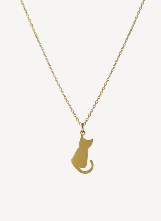 Elegancia felina que te protege.
Delicado y lleno de significado, el Collar Gatito captura la esencia misteriosa de estos animales sagrados. Perfecto para las amantes de los gatos que buscan una joya con alma, este collar te acompaña como símbolo de independencia, gracia y protección en cada paso.
- Material: Acero inoxidable 316L - Hipoalergénico. Sin níquel, sin plomo.
- Acabado: Baño oro 18k.
- Longitud: 40 + 5 cm