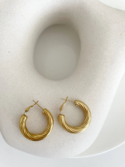 PENDIENTES GIRO-Joyería de calidad en acero y resistente al agua ESENZIA