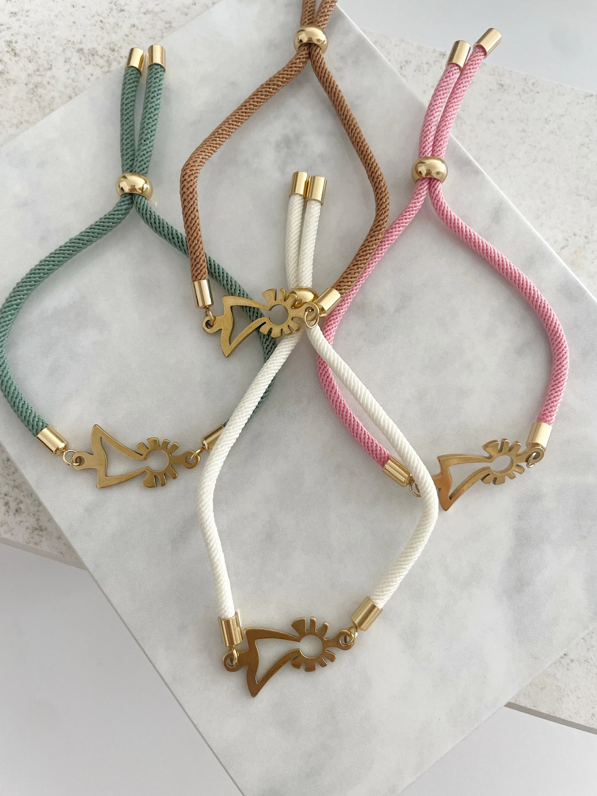 PULSERA VIRGEN DEL PILAR-Joyería de calidad en acero y resistente al agua ESENZIA