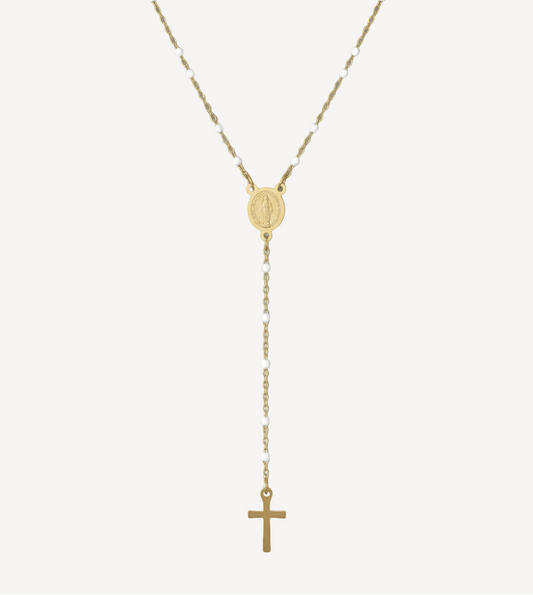 Delicadeza que toca el alma.
El Collar Rosario Perlitas es una pieza romántica y llena de significado. Cada perla cuenta una historia de fe, amor y protección. Un collar que combina la dulzura de las perlas con la fuerza espiritual del rosario, ideal para mujeres que buscan una joya con alma y propósito.
- Material: Acero inoxidable 316L - Hipoalergénico. Sin níquel, sin plomo.
- Acabado: Baño oro 18k.
- Detalles: Perlas
- Longitud: 40 + 5 cm