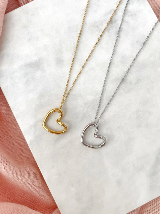 COLLAR CORAZON-Joyería de calidad en acero y resistente al agua ESENZIA